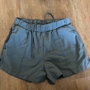 Zella shorts